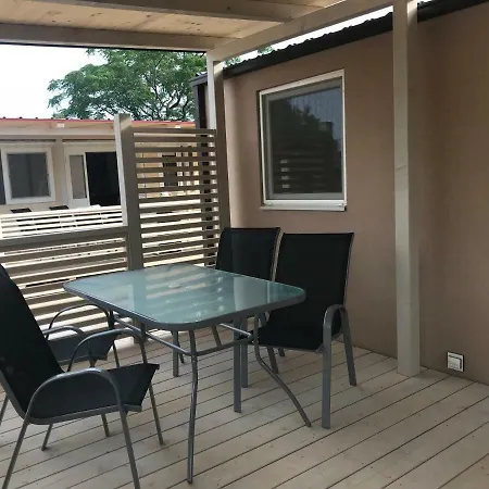 אתר קמפינג Autocamp Livada סבטי פיליפ אי ג'קוב