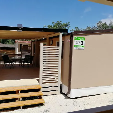 אתר קמפינג Autocamp Livada